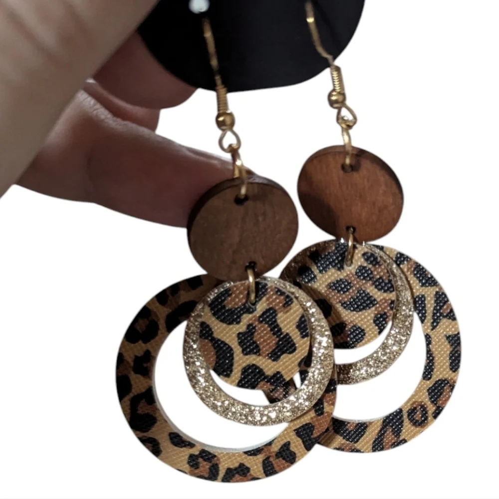 None stylish leopard